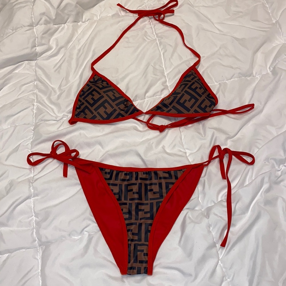 Fendi bikini L never worn
